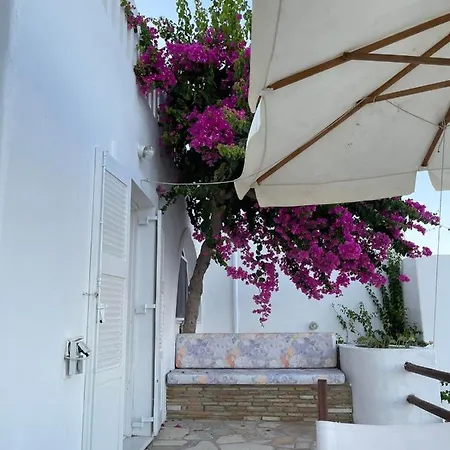 Rose's House * Grotta