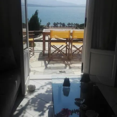 Rose's House Grotta