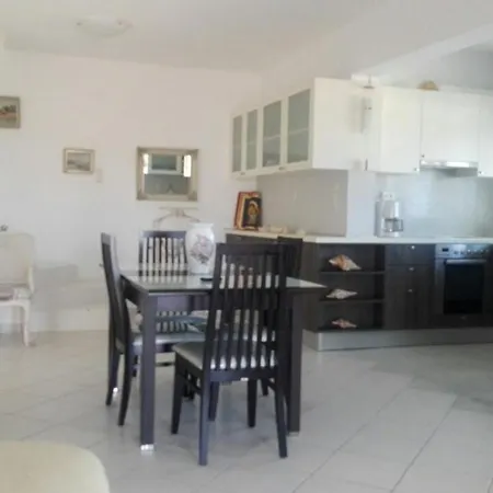 Rose's House בית נופש